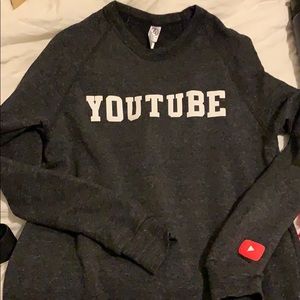 YouTube crew neck NWB